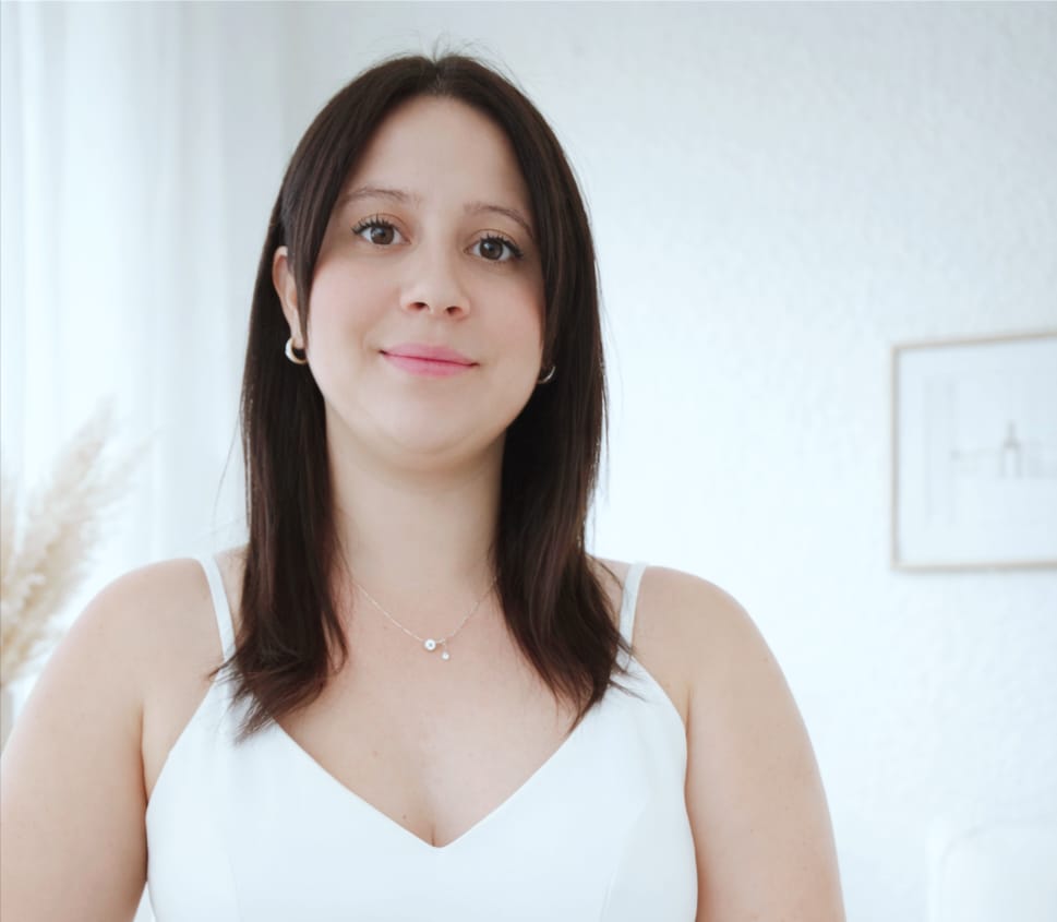 Aiala - Lumier Cosmetología